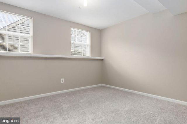 8 WINTER GARDEN CT, Olney, MD 20832