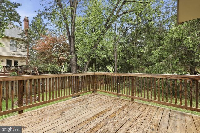8 WINTER GARDEN CT, Olney, MD 20832