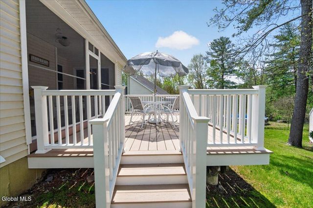 1 Slatestone Drive, Scotia, NY 12302
