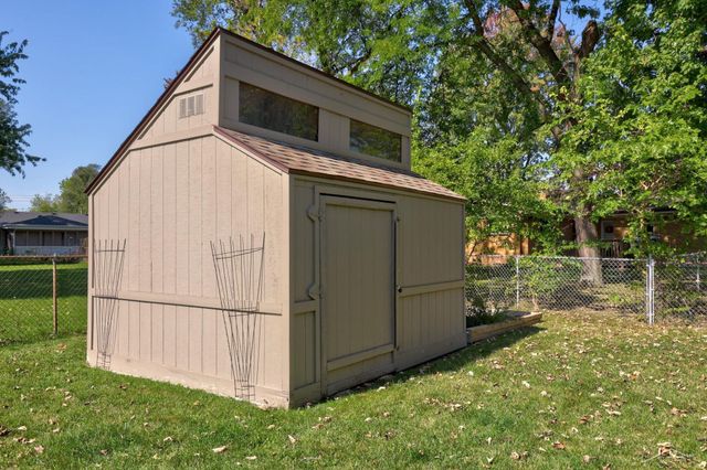 2671 Haenlein Drive, Saginaw Twp, MI 48603