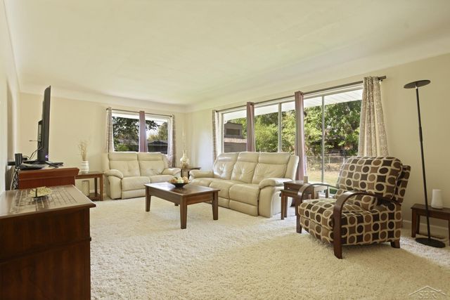 2671 Haenlein Drive, Saginaw Twp, MI 48603