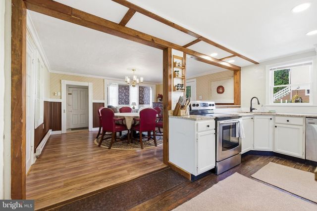 330 MECHANIC ST, Luray, VA 22835