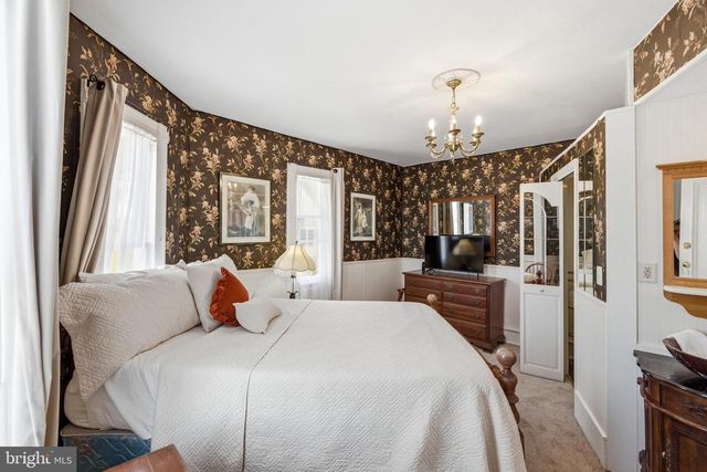 330 MECHANIC ST, Luray, VA 22835