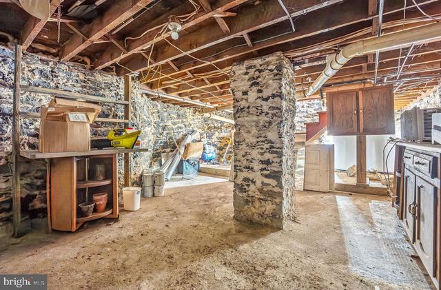 330 MECHANIC ST, Luray, VA 22835
