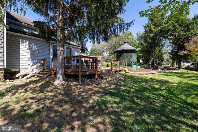 330 MECHANIC ST, Luray, VA 22835
