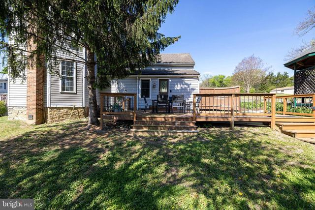 330 MECHANIC ST, Luray, VA 22835