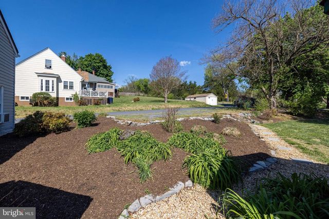 330 MECHANIC ST, Luray, VA 22835