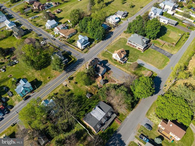 330 MECHANIC ST, Luray, VA 22835