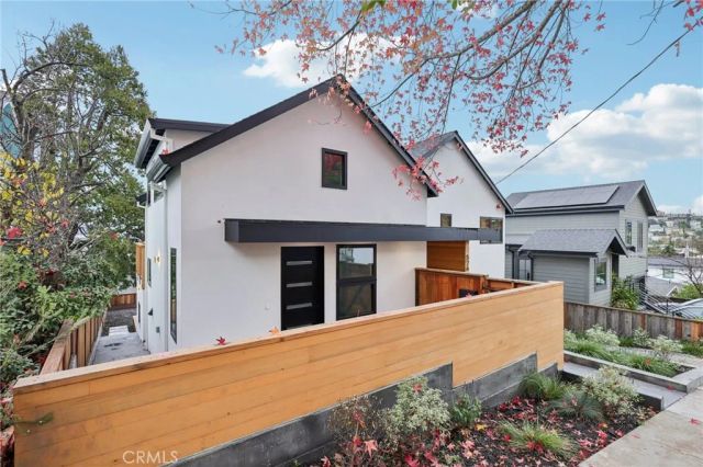 526 Klamath Street, Brisbane, CA 94005