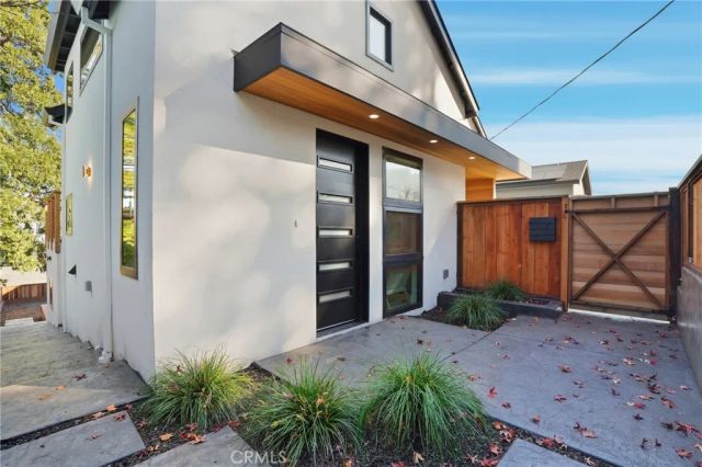 526 Klamath Street, Brisbane, CA 94005