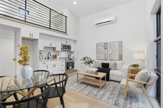 526 Klamath Street, Brisbane, CA 94005