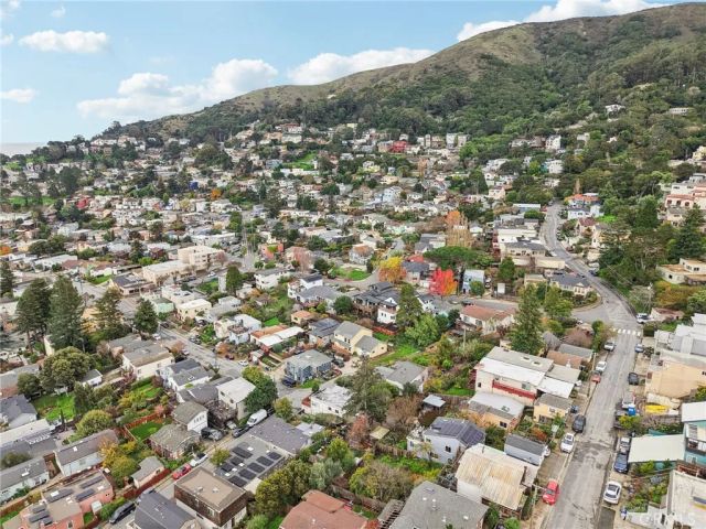 526 Klamath Street, Brisbane, CA 94005