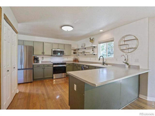 1245 Fall River Circle, Longmont, CO 80504