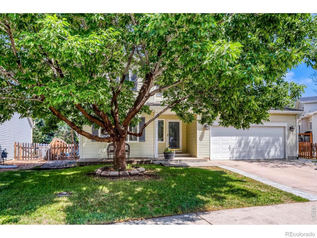1245 Fall River Circle, Longmont, CO 80504