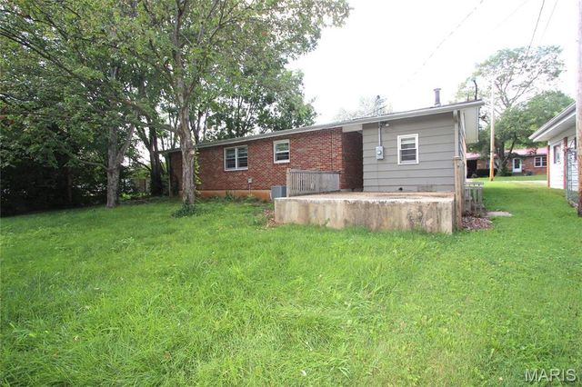 408 7th Street, Farmington, MO 63640