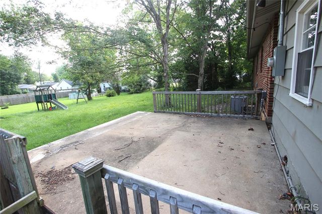 408 7th Street, Farmington, MO 63640