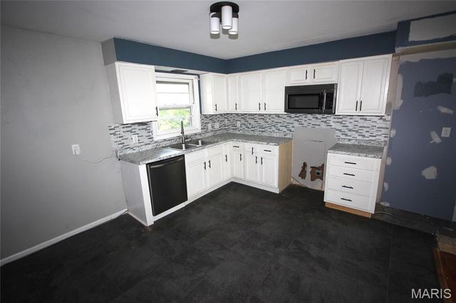 408 7th Street, Farmington, MO 63640