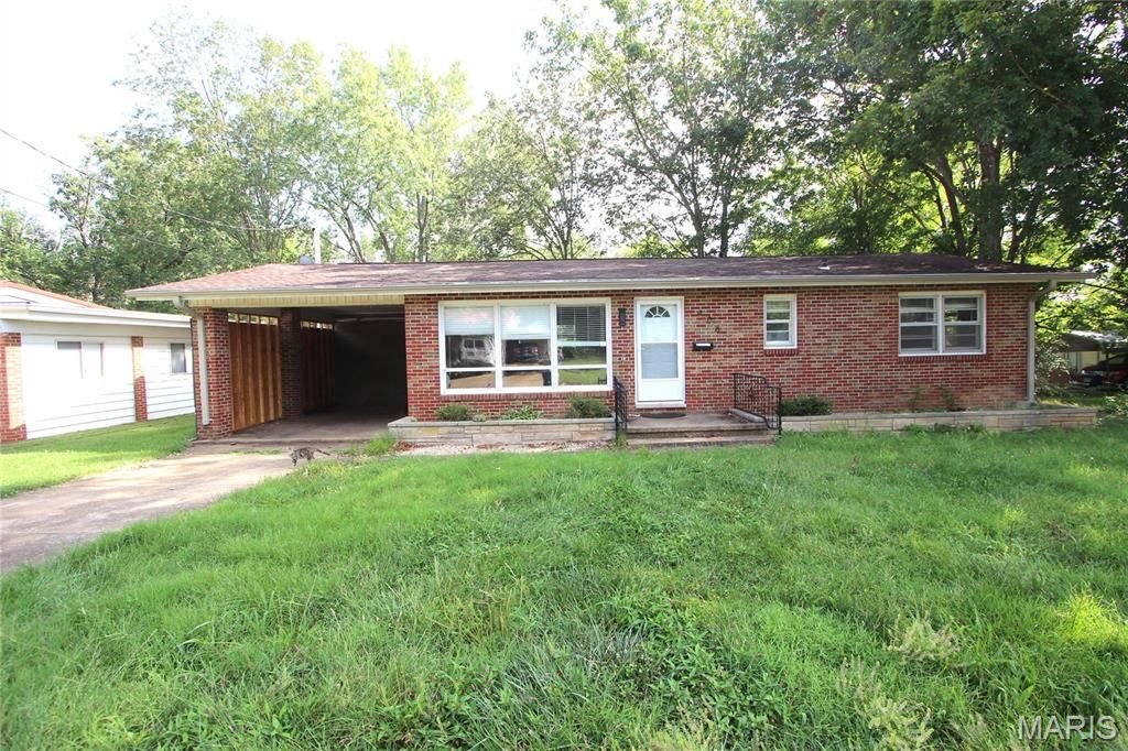 408 7th Street, Farmington, MO 63640