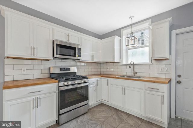 6082 CHESTER AVE, Philadelphia, PA 19142