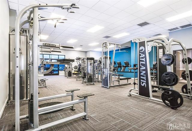 175 W Main Street 423, Somerville, NJ 08876