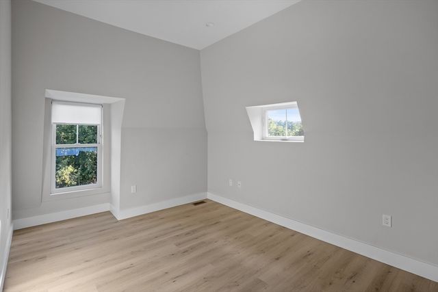 186 Bedford St 201, Lexington, MA 02420