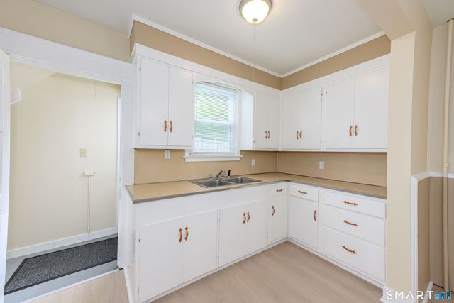 61 Elm Street, North Haven, CT 06473