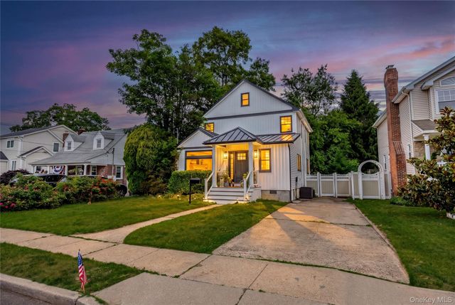 246 Oak Street, Bellmore, NY 11710