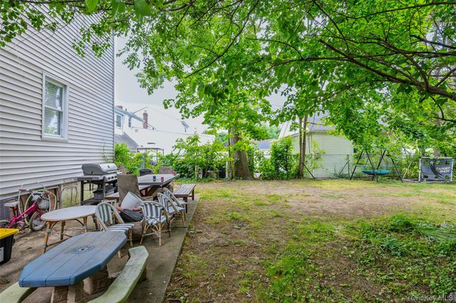 246 Oak Street, Bellmore, NY 11710