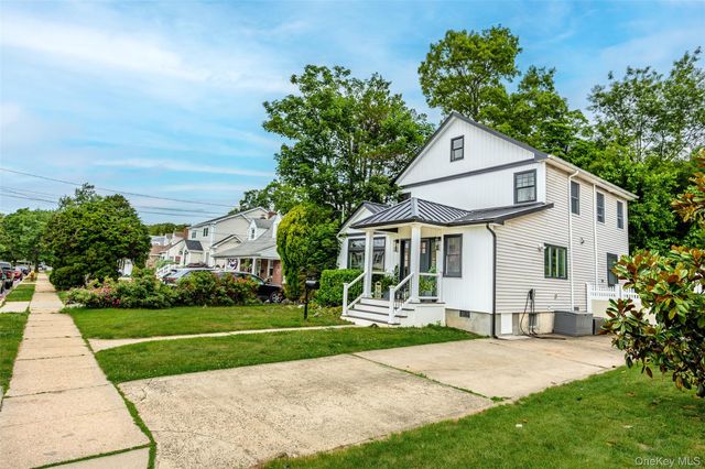 246 Oak Street, Bellmore, NY 11710