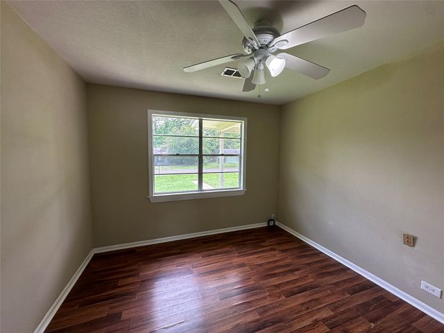 711 Clarksville Road, Bogata, TX 75417