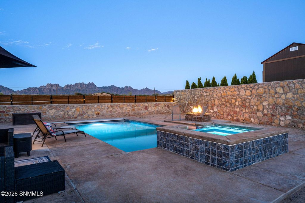 4658 Glenwood Court, Las Cruces, NM 88011