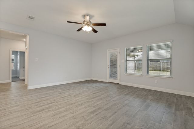 6101 Horsetail Drive, Mckinney, TX 75071