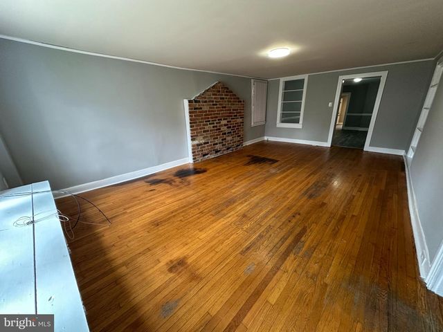 40 N MAIN ST, Boonsboro, MD 21713