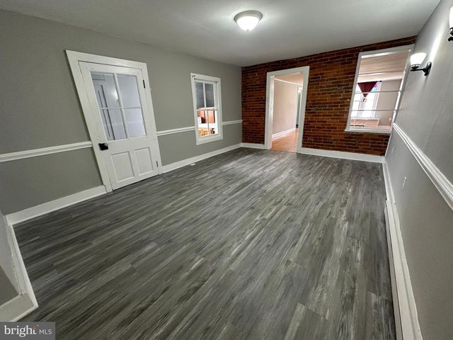 40 N MAIN ST, Boonsboro, MD 21713