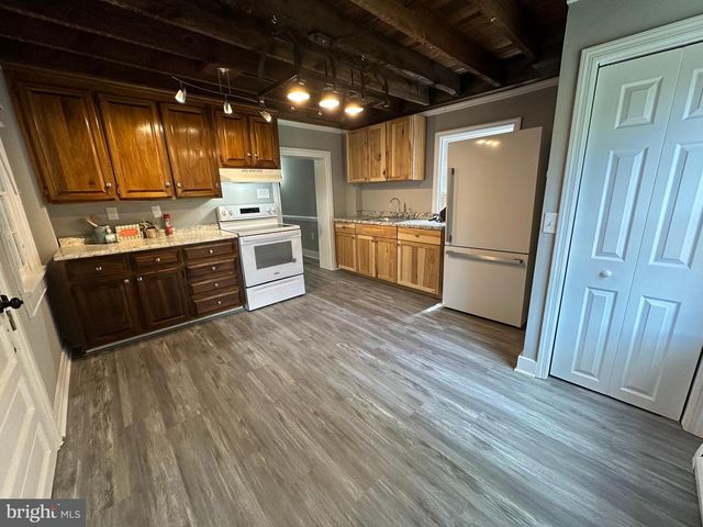 40 N MAIN ST, Boonsboro, MD 21713