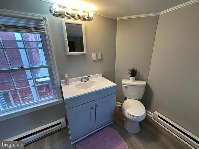 40 N MAIN ST, Boonsboro, MD 21713