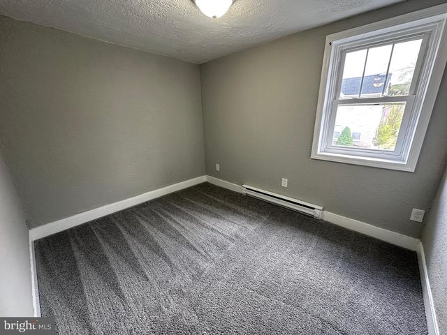 40 N MAIN ST, Boonsboro, MD 21713