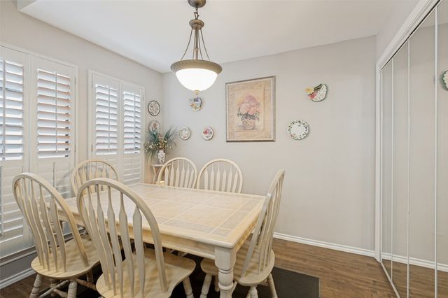 1212 Boardwalk Street, Arlington, TX 76011