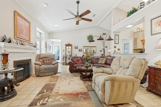 1212 Boardwalk Street, Arlington, TX 76011
