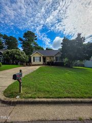 990 Kintail Court, Wake Forest, NC 27587