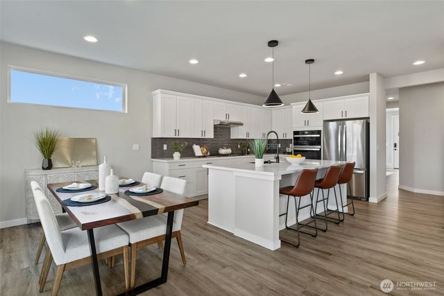916 183rd Place SW, Lynnwood, WA 98037