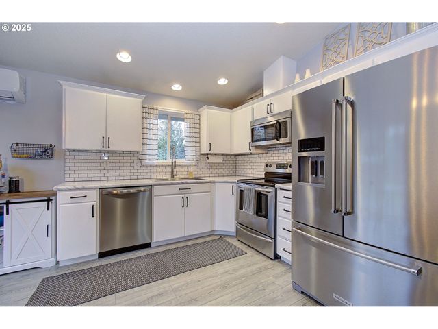 7501 Ne 64TH Cir, Vancouver, WA 98662