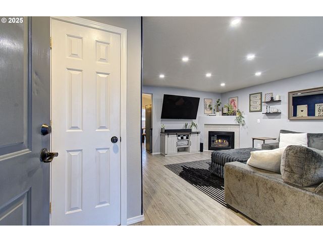 7501 Ne 64TH Cir, Vancouver, WA 98662