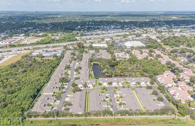 559 6th Street, Vero Beach, FL 32962