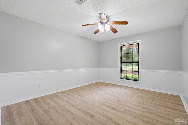 6000 Cheyenne Dr, Milton, FL 32570