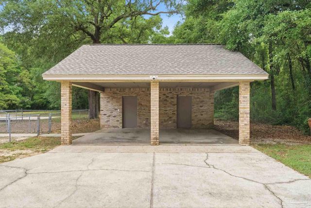 6000 Cheyenne Dr, Milton, FL 32570