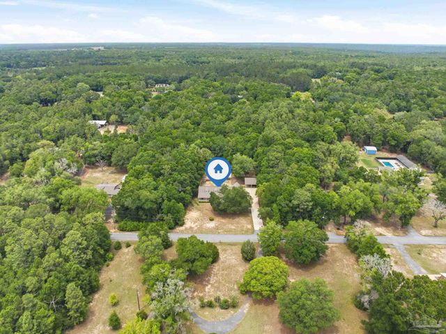 6000 Cheyenne Dr, Milton, FL 32570