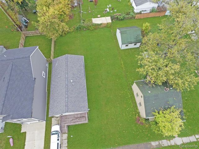 000 W Muir, Hazel Park, MI 48030