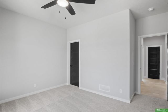 5906 N 213th Avenue, Elkhorn, NE 68022