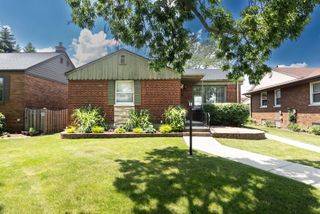 1406 Portsmouth Avenue, Westchester, IL 60154